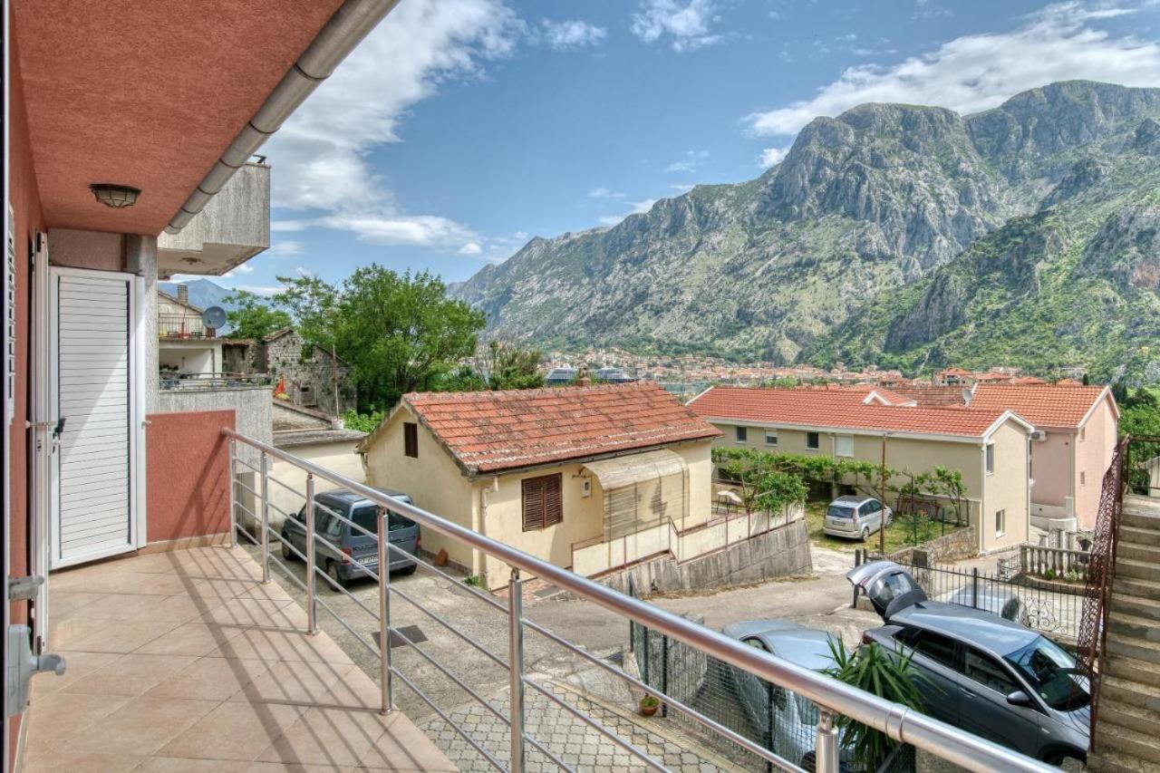 Willa Underhill Royal View Kotor Zewnętrze zdjęcie
